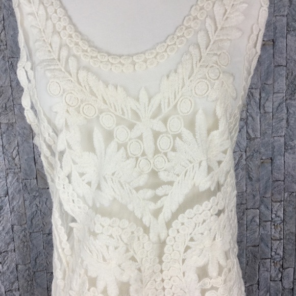 Capri  Cream Lace Tank, size M - Picture 4 of 4